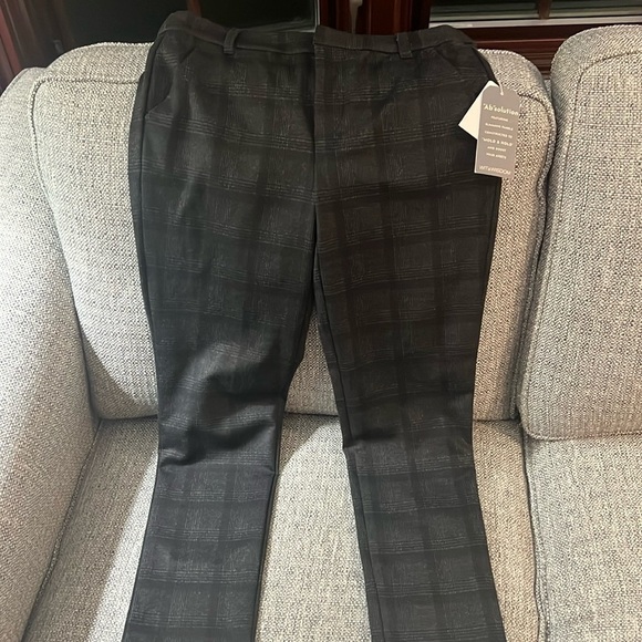 Wit & Wisdom Pants - Wit & Wisdom Absolution Ponte Knit Trousers Black and Charcoal Gray Plaid Sz. 0